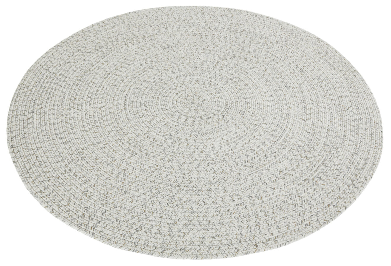 Braided tæppe i farven Lys Mélange lavet af 100% Polypropylen med en bagside af Polypropylen