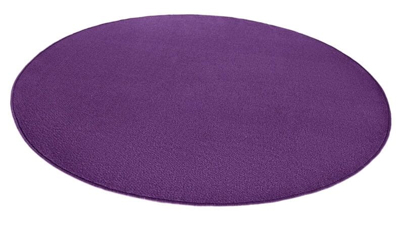 Fancy tæppe i farven Lilla lavet af 100% Polypropylen med en bagside af Fleece