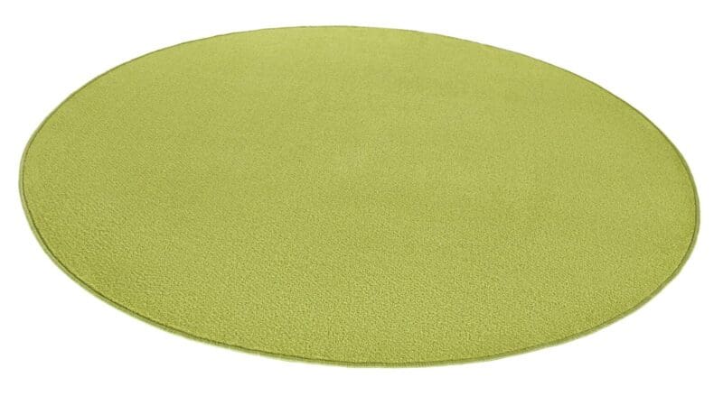 Fancy tæppe i farven Grøn lavet af 100% Polypropylen med en bagside af Fleece